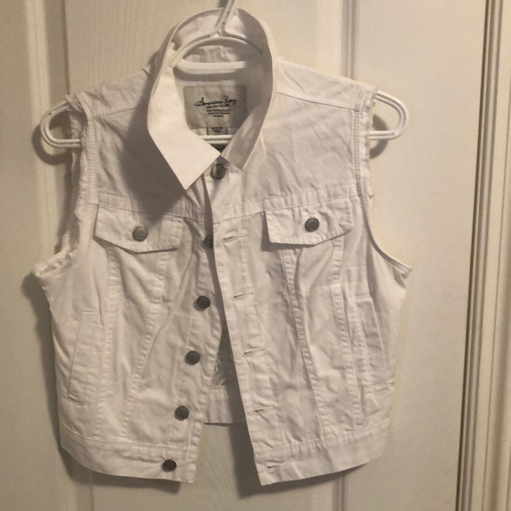 American Rag White Sleeveless Denim Jacket